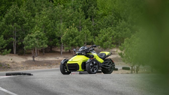 triczikl-san-am-spyder-f3-s-special-series-2022-e6ng-1